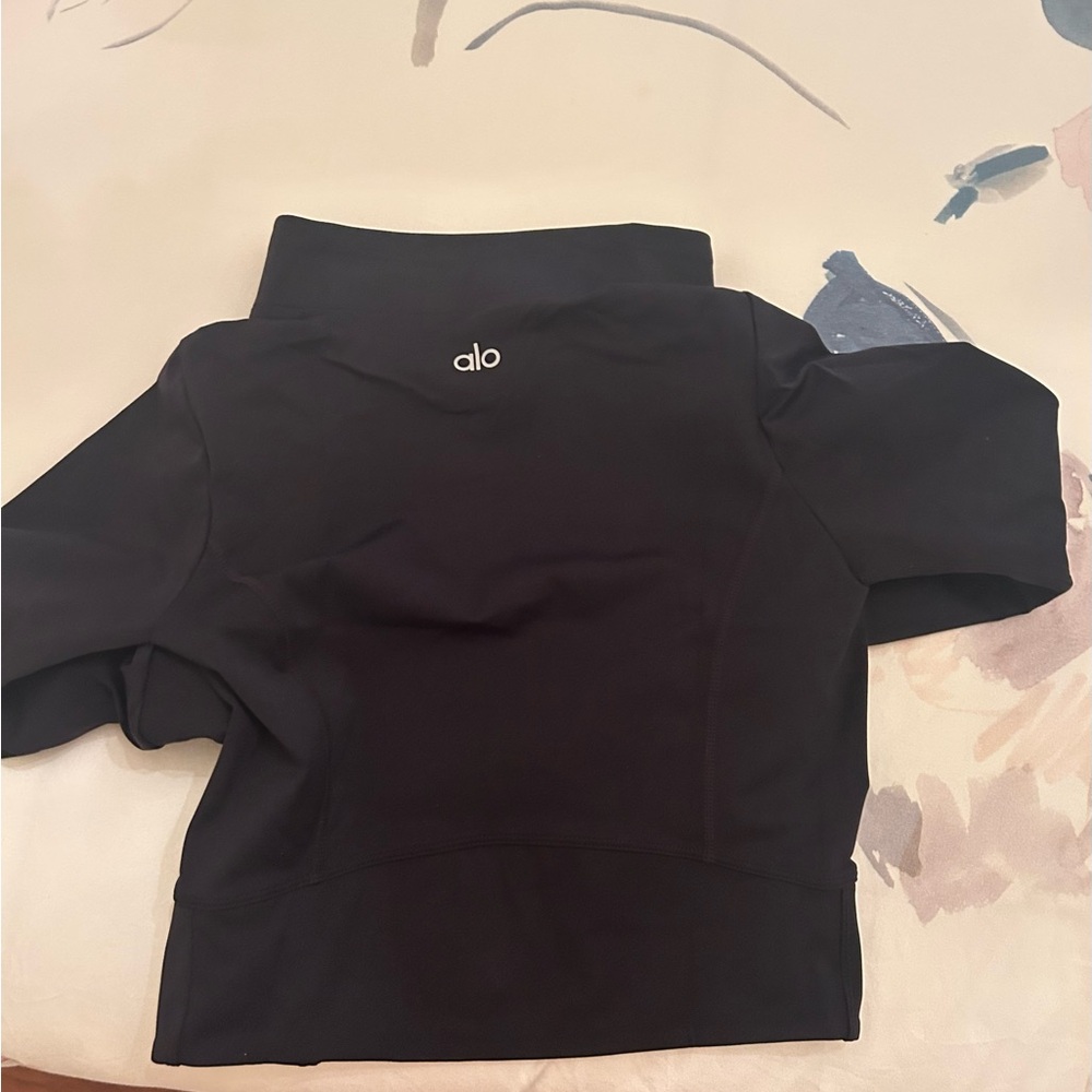 ALO Yoga Black Fitted Crop Top with Mandarin Collar